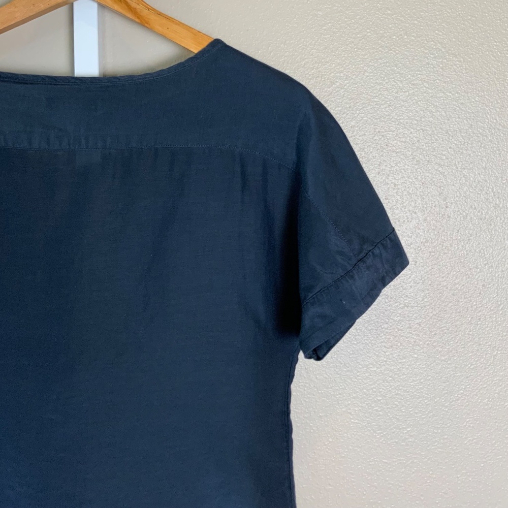 GAP Short Sleeve Ruffle Front Button Top - Picture 13 of 16